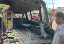 Mobil Angkot Tertabrak Kereta Api,Empat Orang Meninggal Dunia
