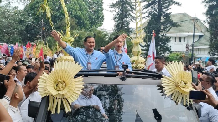 653892f39098f-pasangan-bakal-capres-cawapres-prabowo-subianto-dan-gibran-rakabuming-raka_1265_711